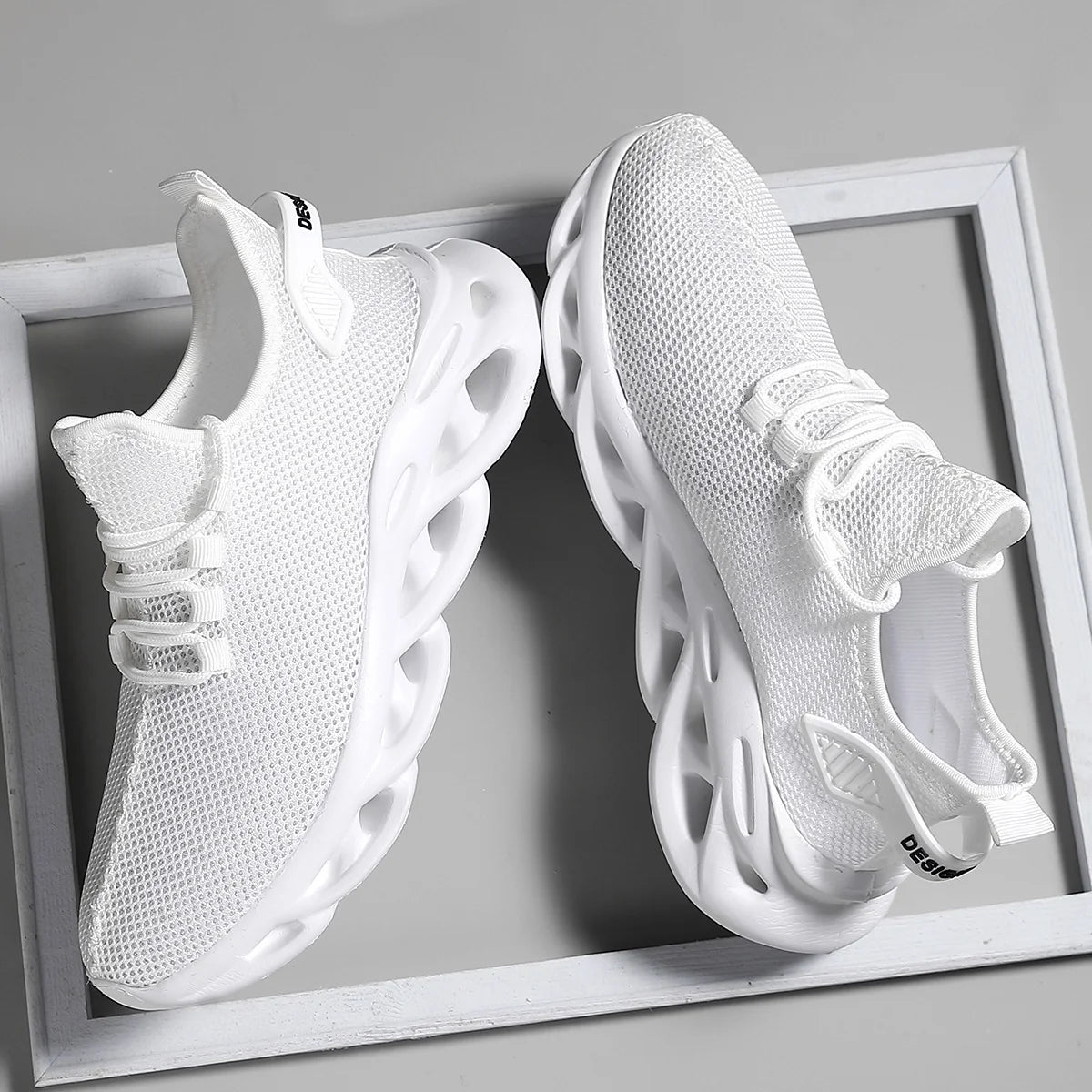 Unisex Breathable Mesh Sneakers with 3cm Height Advantage